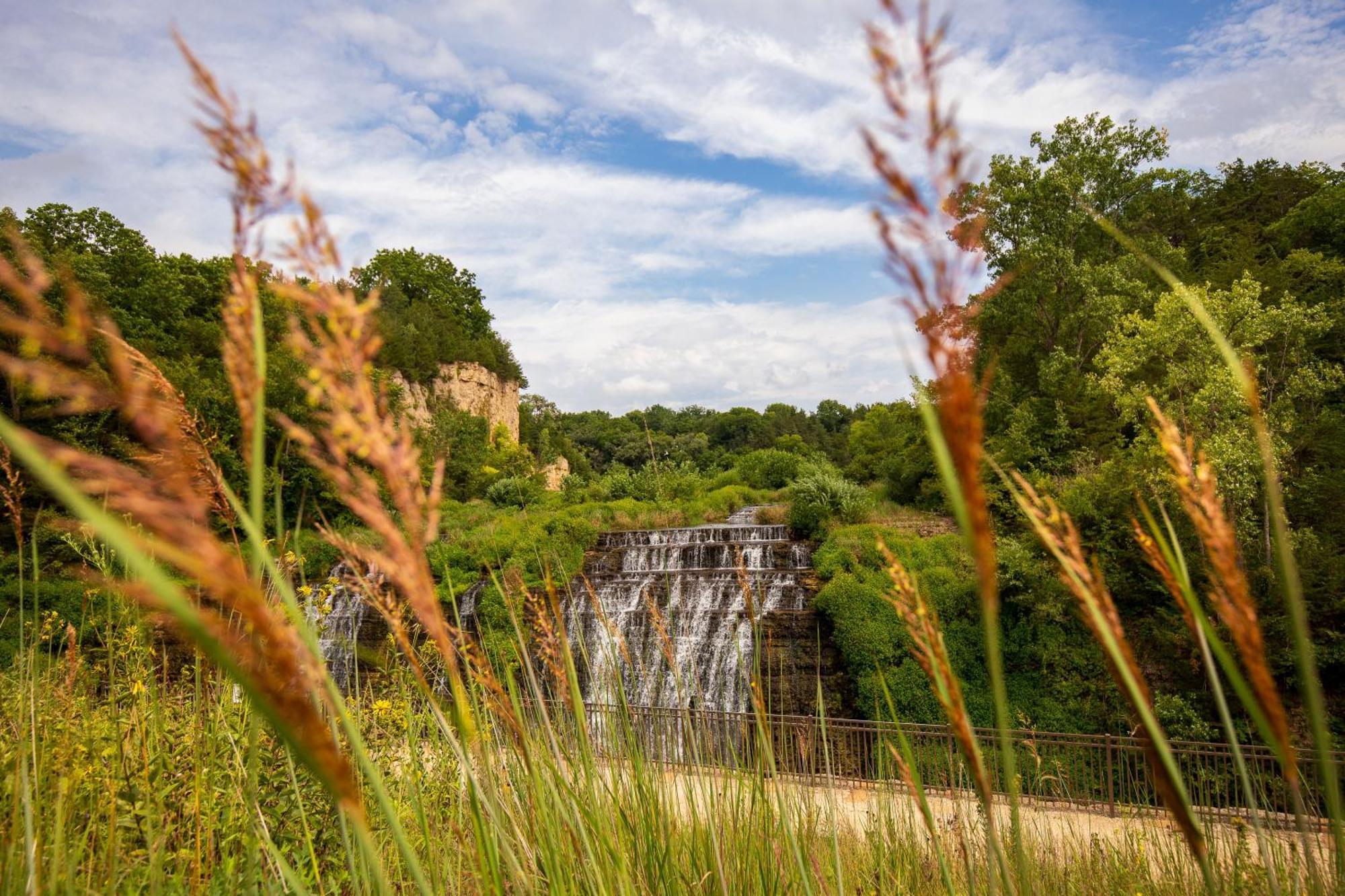Summer Specials! Cozy King Beds, Pool Access, Galena Territory Amenities, Fireplace, Great Location In Galena Territory On Lake Galena Bagian luar foto
